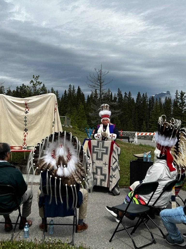 Siksika Nation unveils Blackfoot signage in Banff National Park